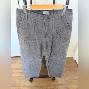 Kut From The Cloth - Subtle Animal Print Barrel Pants